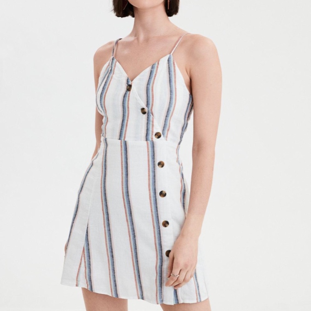 Bundle 2 for $20. American Eagle Wrap Button Dress - Picture 1 of 2